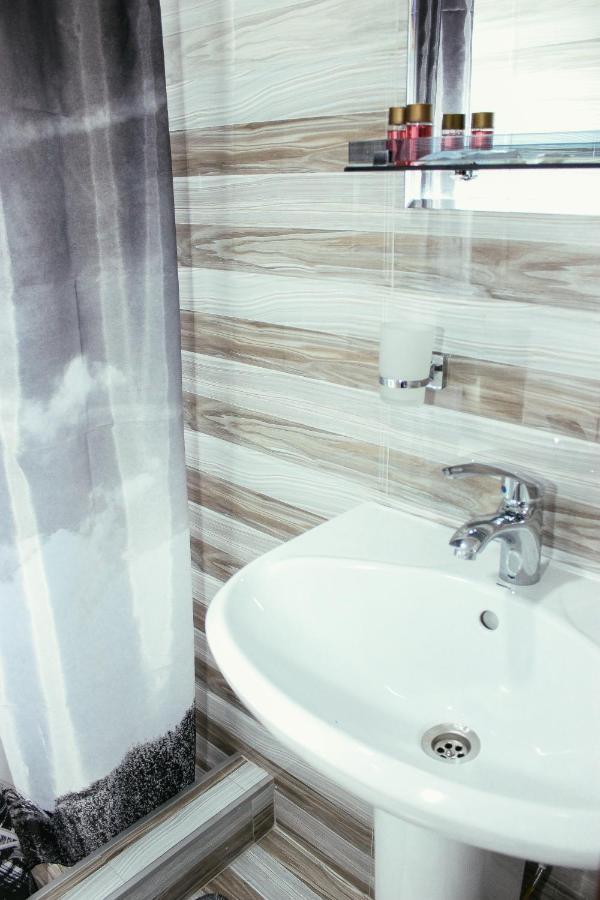 Apartment Izabella ティビリシ エクステリア 写真